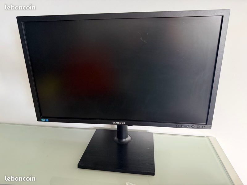 Écran PC Moniteur Samsung 24" réglable hauteur et rotation (image 1)