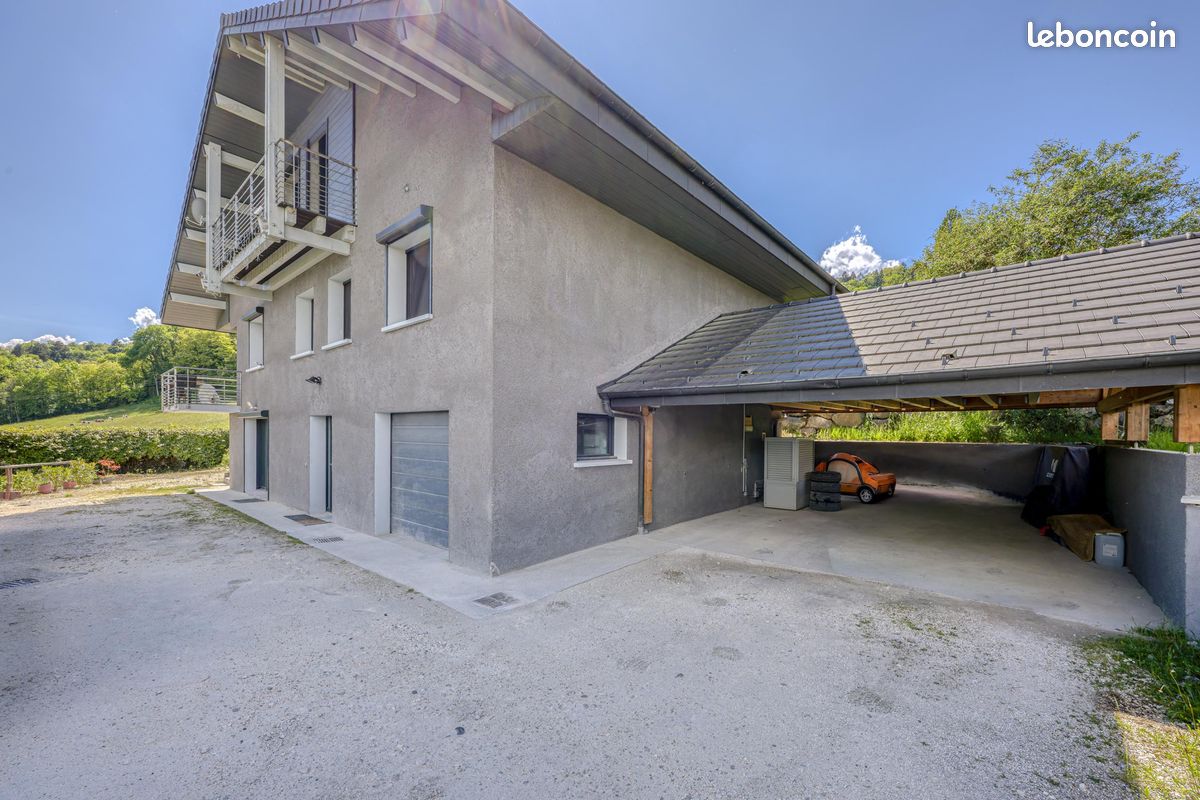 Maison 7 pièces 226 m² · à Entrelacs · 226 m² · 695 000 €