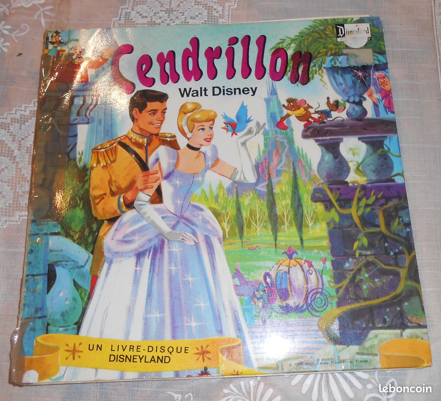 Livre disque CENDRILLON 33 TOURS (vic) (image 1)