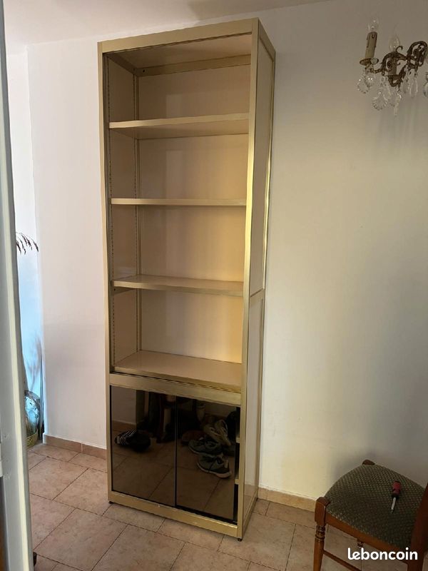 Armoire en aluminium et bois (image 1)