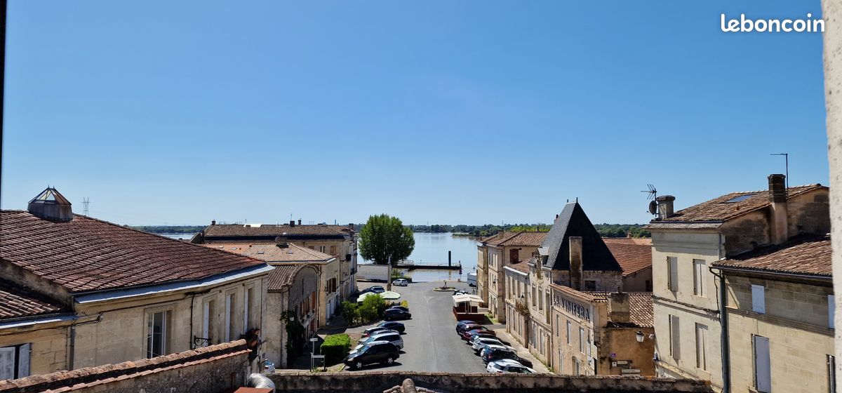 Appartement 1 pièce 70 m² · à Bourg · 70 m² · 720 €