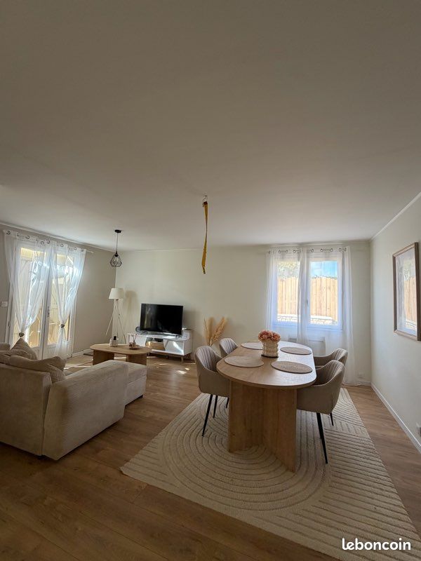 Maison 1 pièce 80 m² · à Villiers-en-Plaine · 80 m² · 200 000 €