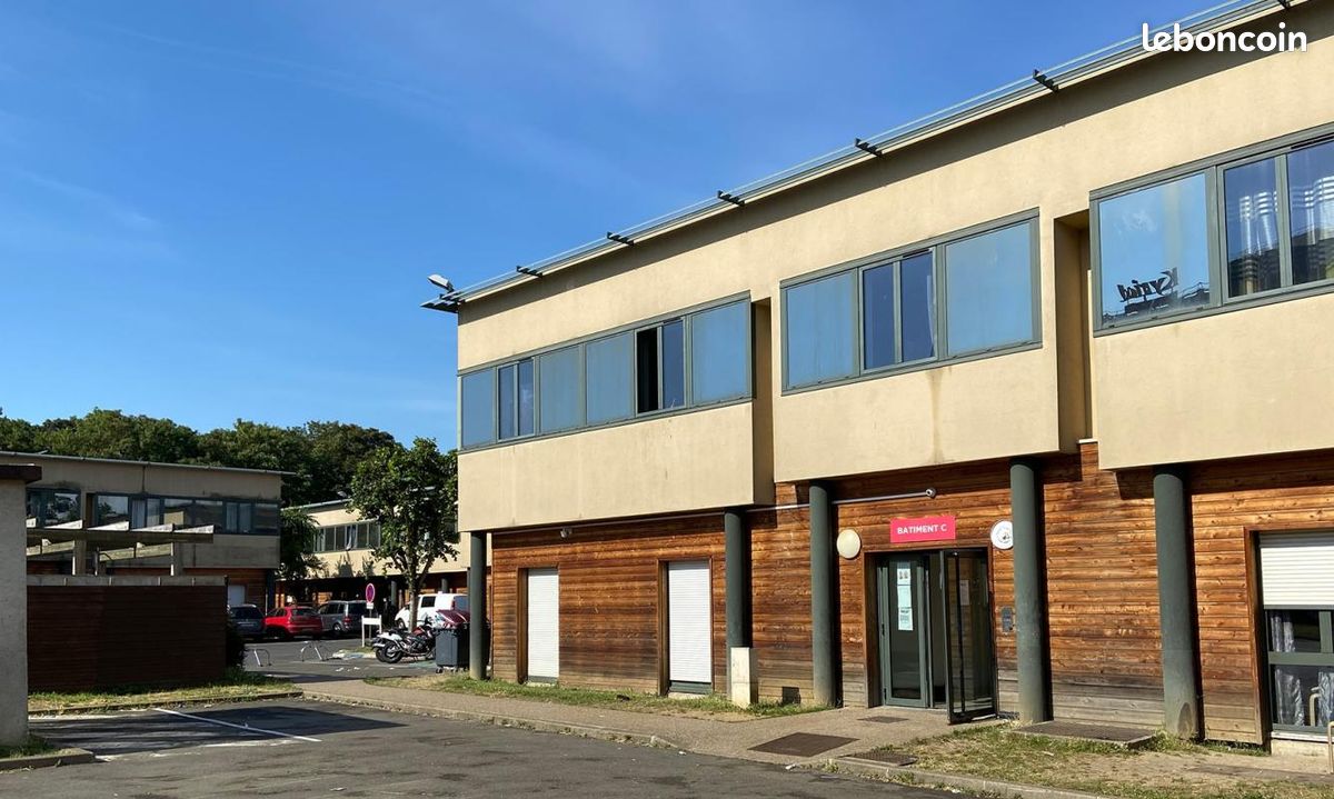 Studio 1 pièce 20 m² (image 3)