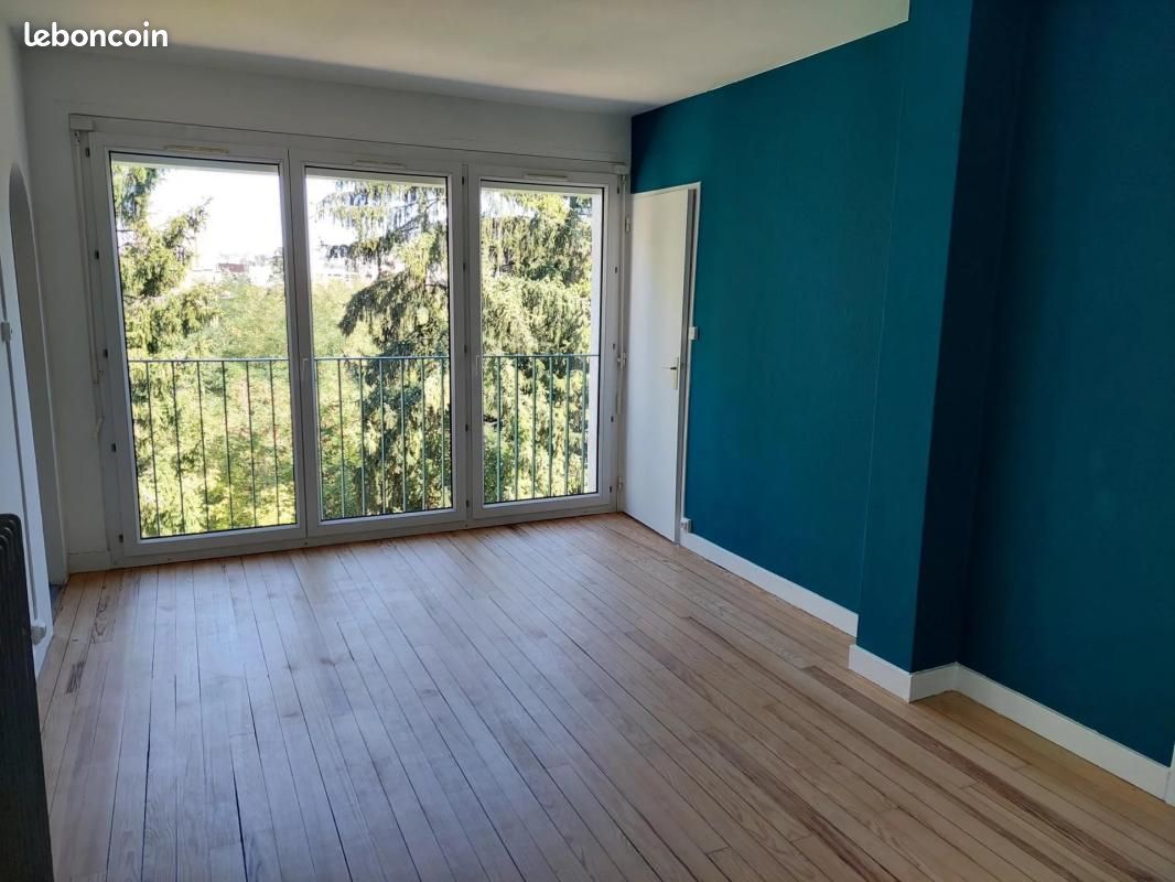 Appartement 3 pièces 56 m² · à Saint-Étienne · 56 m² · 442 €/mois