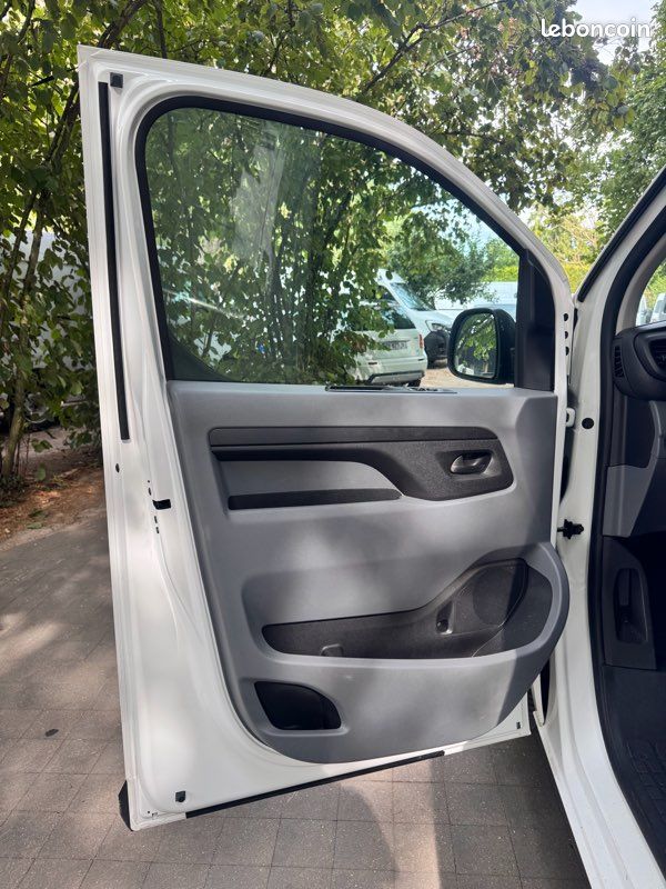 Citroën Jumpy Fg M 2.0 BlueHDi 120ch S&S Club 2021 – photo 15