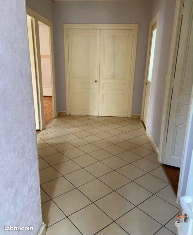 Appartement 3 pièces 102 m² · à Saint-Étienne · 102 m² · 690 €/mois