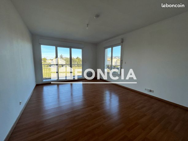Studio 1 pièce 30 m²