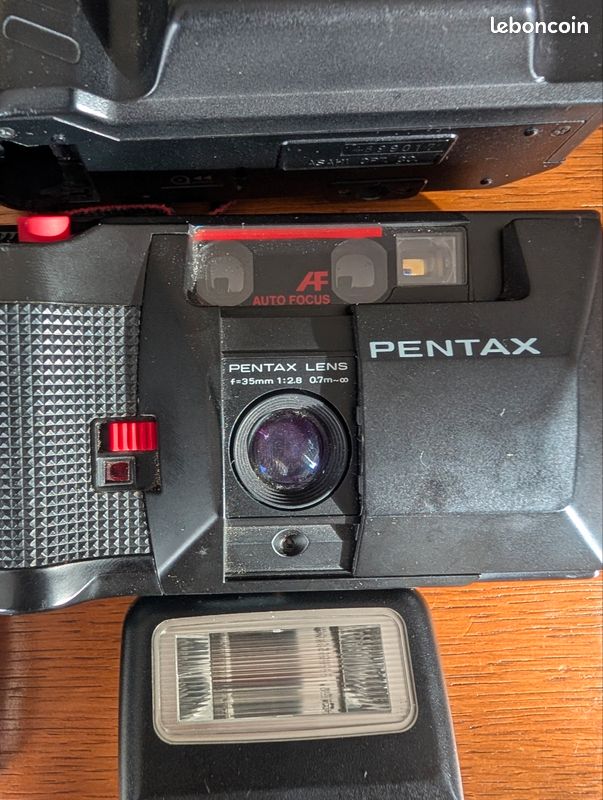 Appareil photo instantané Instax Mini99 avec 40 Guadeloupe