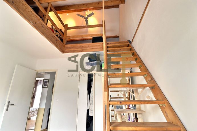 Maison a vendre  - 5 pièce(s) - 215 m2 - Surfyn