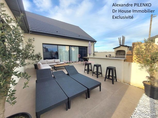 Maison 9 pièces 230 m²