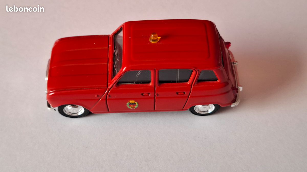 RENAULT 4L SDIS 79 SAPEURS POMPIERS Deux Sèvres 1/43 ELIGOR EUR 24,90