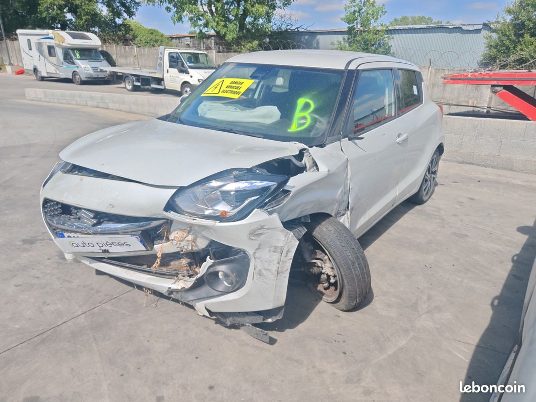 Suzuki swift 1.2i 16v hybrid (image 1)