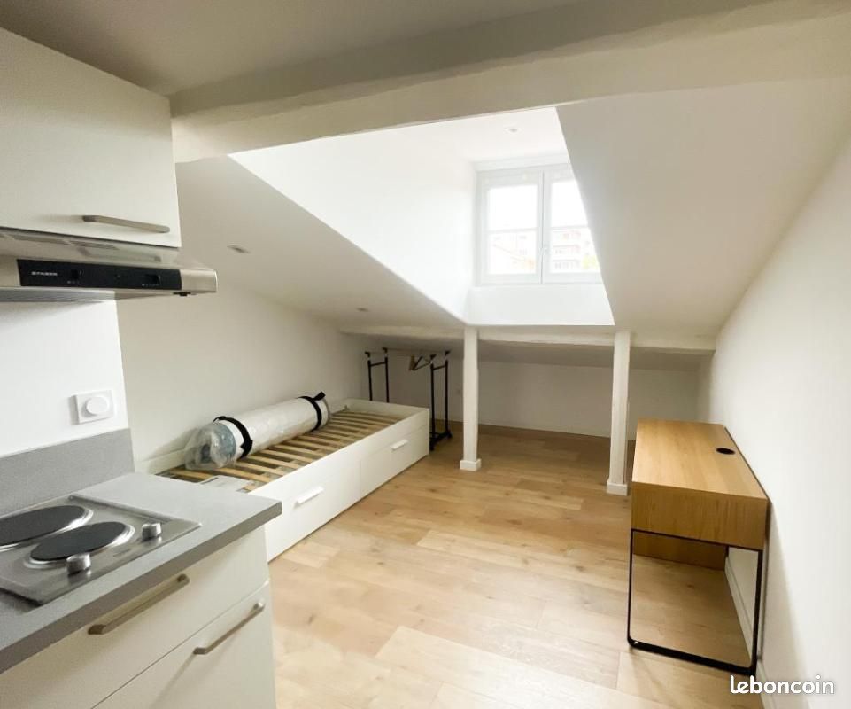 Appartement 1 pièce 22 m² · à Saint-Étienne · 22 m² · 340 €/mois