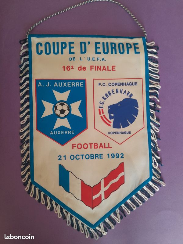 Fanion Match AJA Auxerre Vs Dinamo Zagreb - Coupe UEFA 1989/90 - Vintage