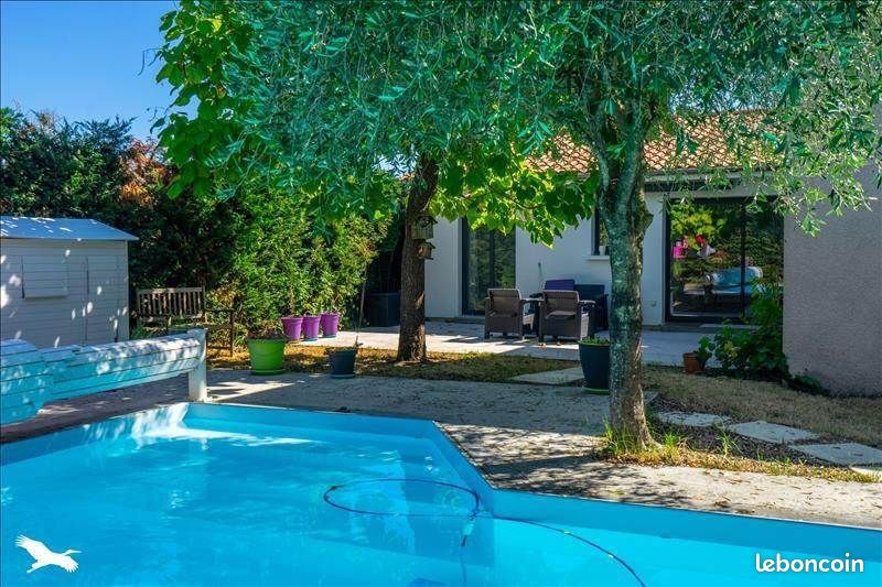 Maison 6 pièces 118 m² · à Blanquefort · 118 m² · 1 826 €