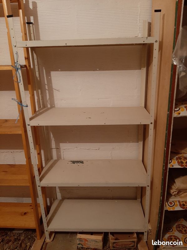 Etagère métallique (image 1)