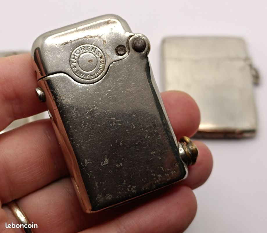 Briquet miniature des années 1920/1930 (Gebraucht) in Les Bayards für
