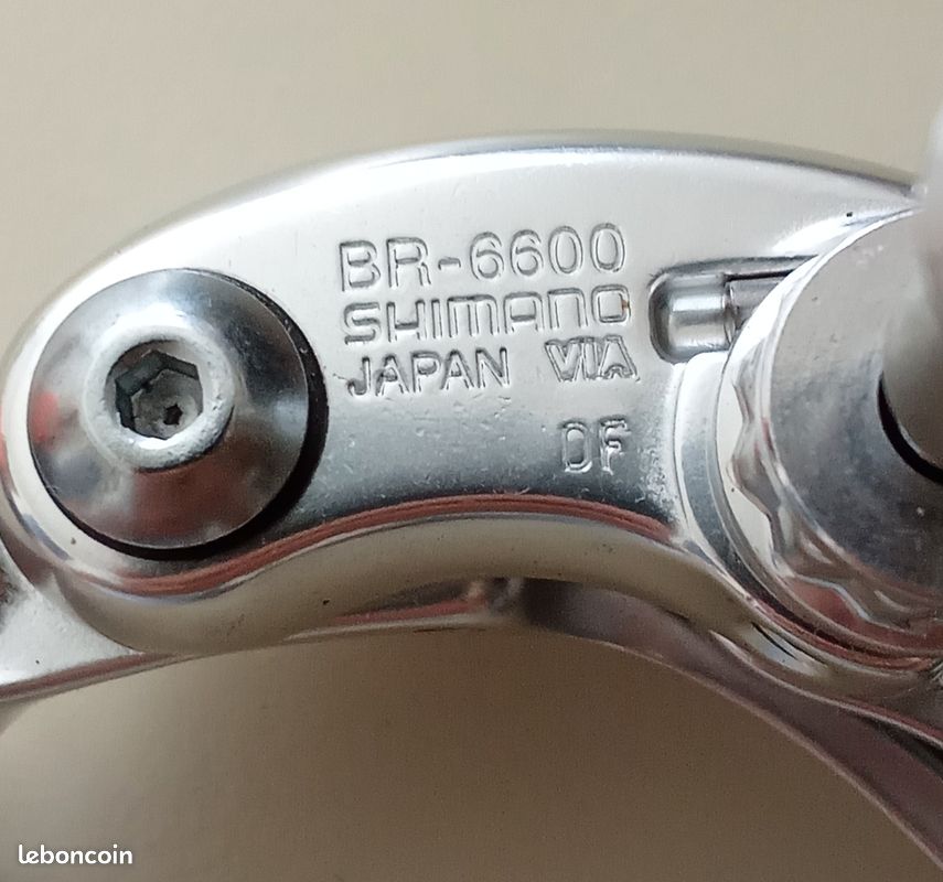 NEUF : ETRIER de frein ULTEGRA BR-6600 - Jamais utilisé (image 3)
