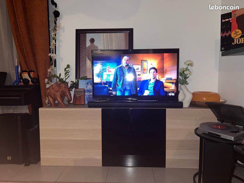 Meuble TV / Armoire BESTA IKEA (image 2)