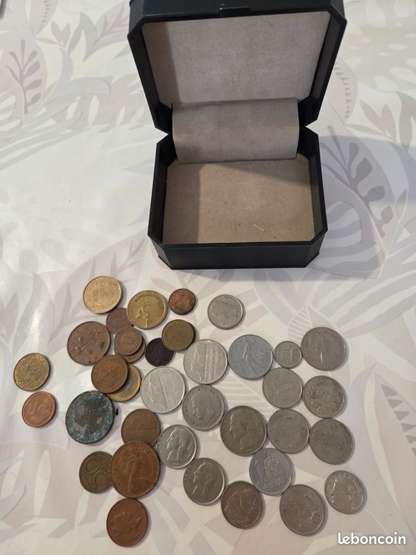 Boîte De Rangement En Carton Pour Pièces De Monnaie - Collection Neuve