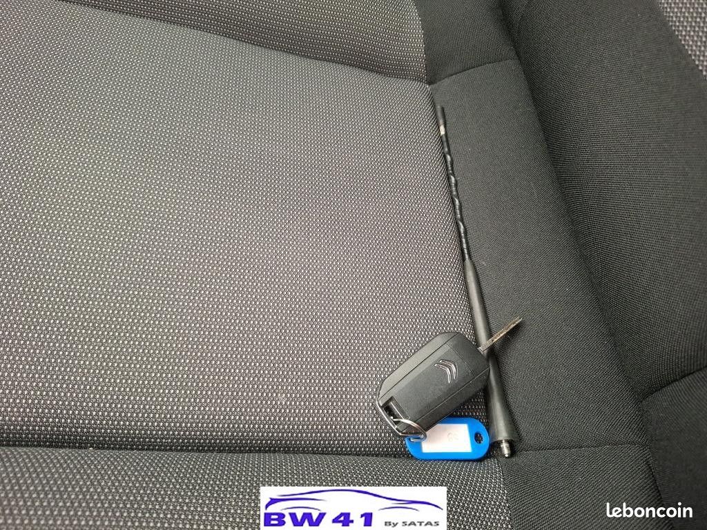 Citroën C3 PureTech 83 S&S BVM Feel (image 12)