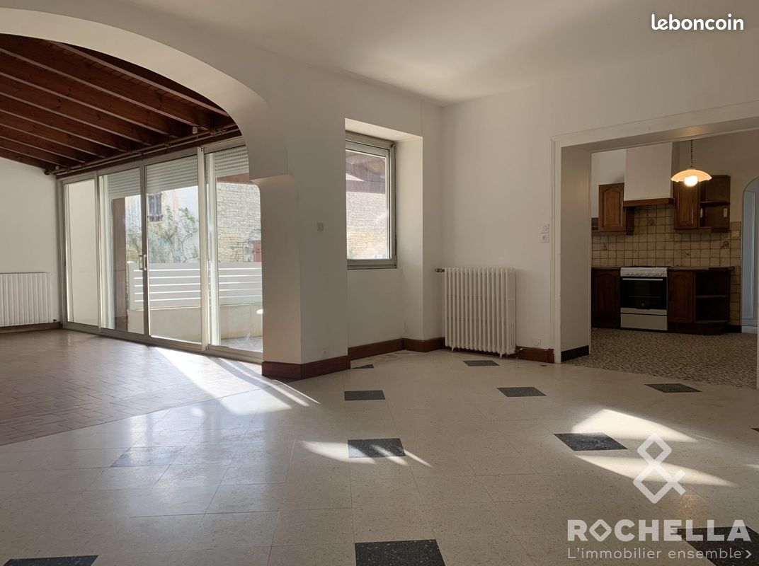 Maison 5 pièces 116 m² · à Aigrefeuille-d'Aunis · 116 m² · 995 €/mois