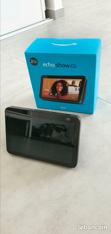 Echo Show 8 (2e génération, modèle 2021) (image 1)