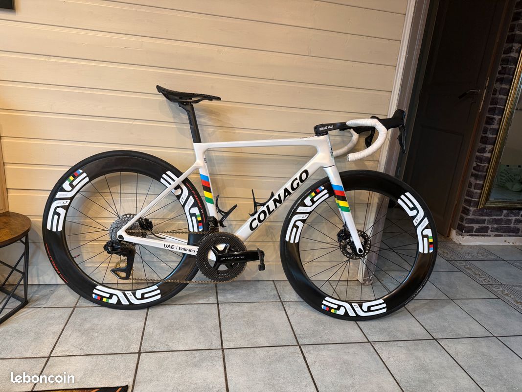 Colnago V4rs tadej pogacar Vélos