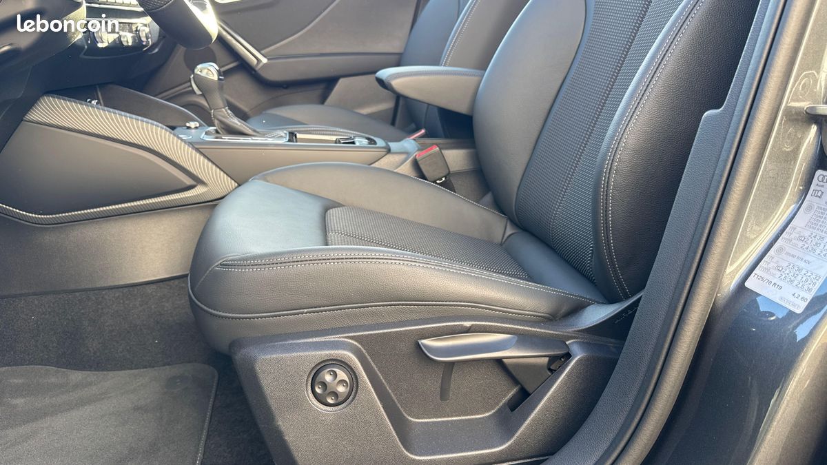 AUDI Q2 35 TFSI 150 S tronic 7 S line (image 19)
