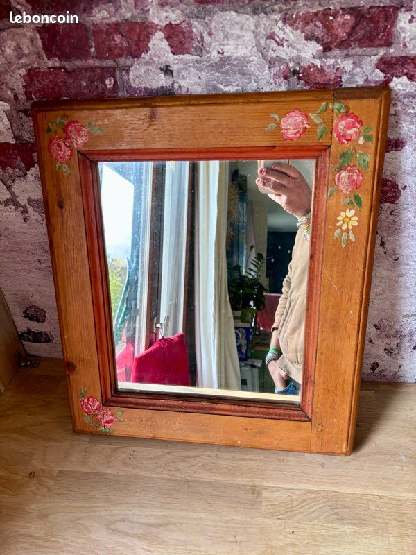 Miroir Vintage en Bois avec Fleurs Peintes – Charme Rustique et Authentique 🌺 (image 1)