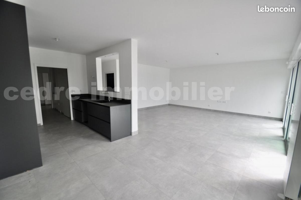 Appartement a louer saint-jean-de-la-ruelle - 4 pièce(s) - 122 m2 - Surfyn