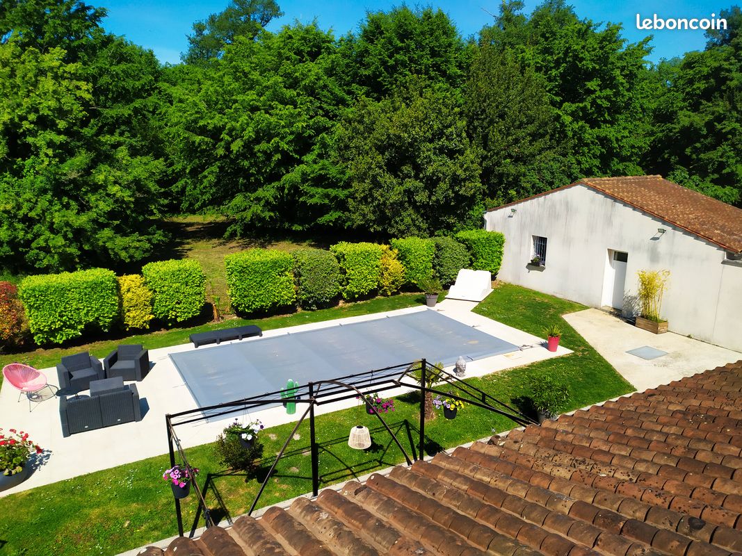 Maison 7 pièces 132 m² · à Saintes · 132 m² · 1 400 €/mois