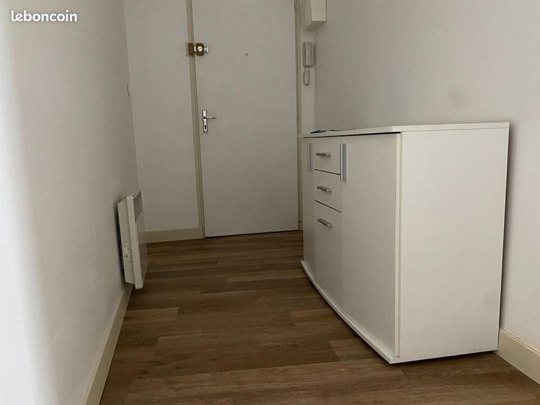 Appartement a louer niort - 1 pièce(s) - 28 m2 - Surfyn