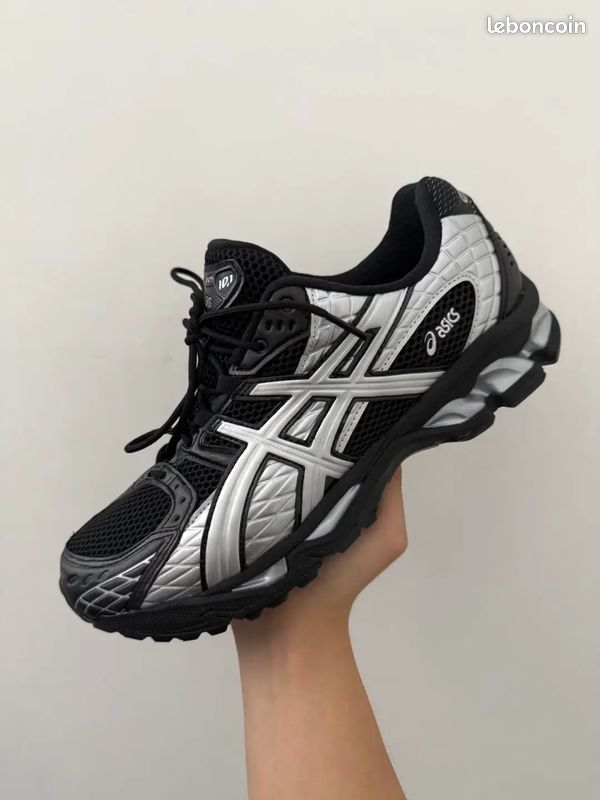 Asícs GEL-Nimbus noir Chaussures