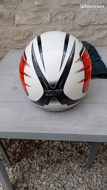 Vends casque moto intégral marque TnT helmet taille L 50 gants offerts (image 4)