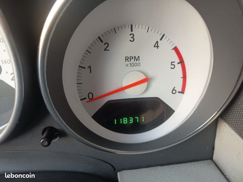 Dodge CALIBER 2.0 CRD SE 140 CV (image 6)