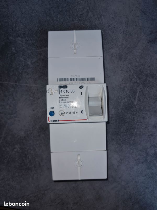 Disjoncteur Différentiel legrand baco (image 1)