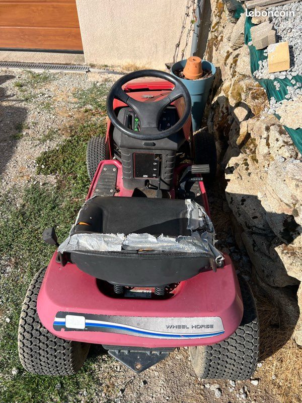 Vend tracteur tondeuse pour pièces TORO 16-38 (image 1)