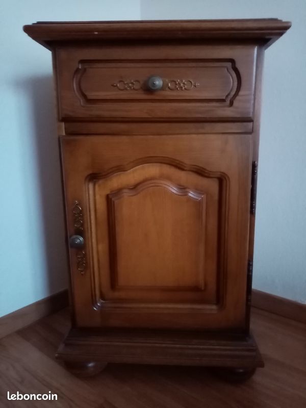 Petit meuble (image 1)