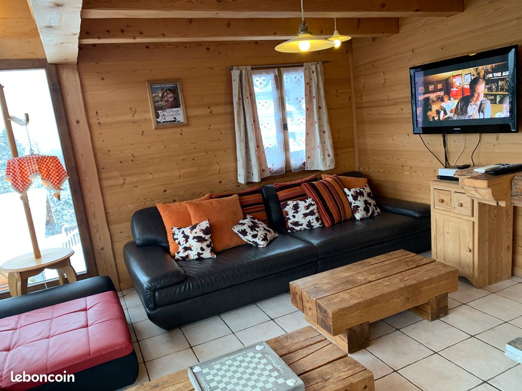 Très beau chalet en bois à 200 m des remontées mécaniques de Barbossine