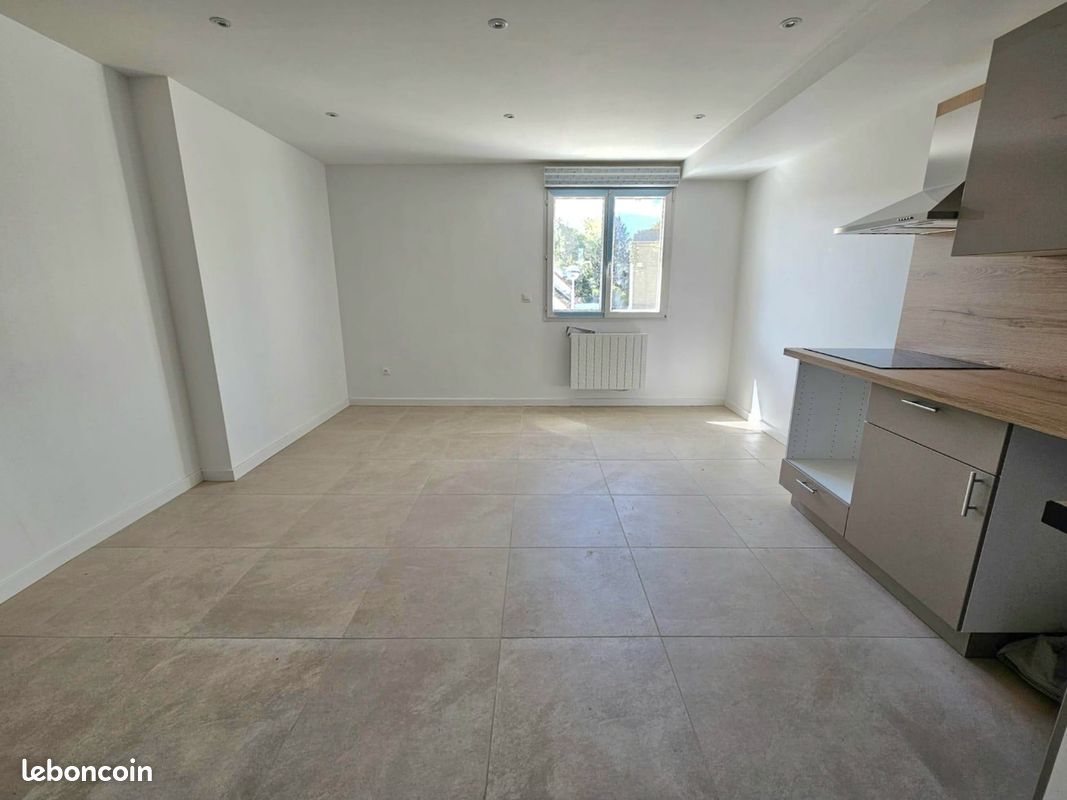 Appartement 1 pièce 25 m² · à Coubron · 25 m² · 750 €/mois