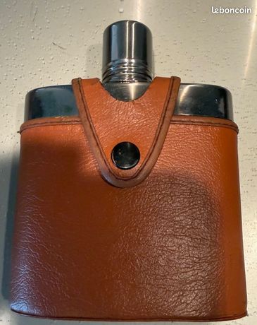 Flasque à Alcool 11598 inox gainé façon cuir