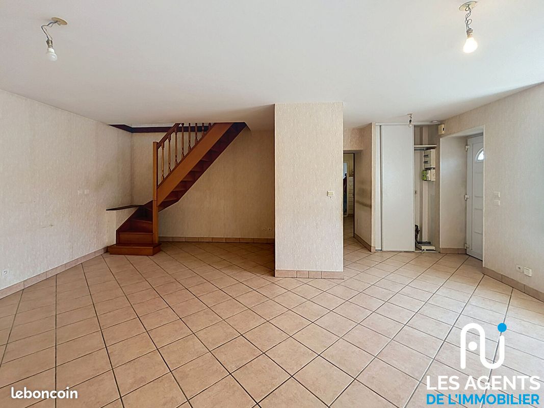 Maison 5 pièces 99 m² · à Meung-sur-Loire · 99 m² · 180 000 €