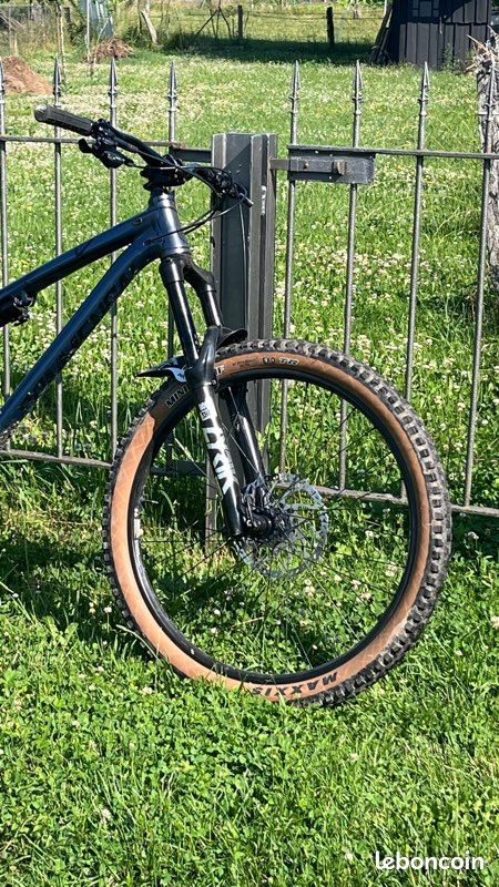 VTT Commencal meta (image 5)