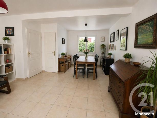 Maison 5 pièces 105 m² — 10