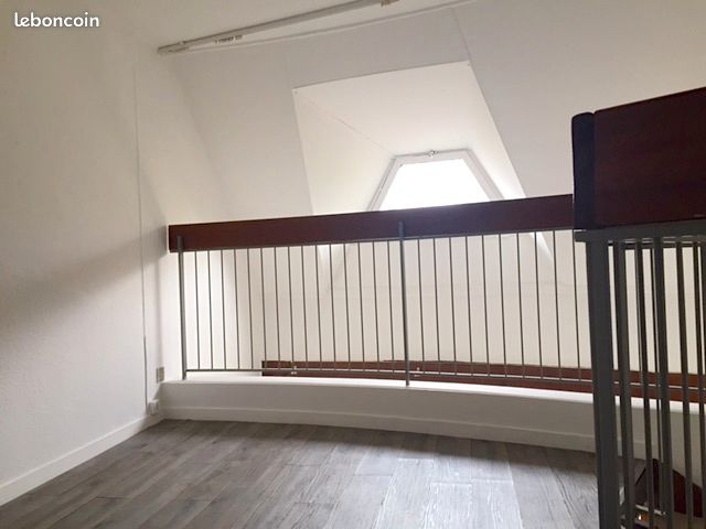 Appartement a louer - 2 pièce(s) - 25 m2 - Surfyn