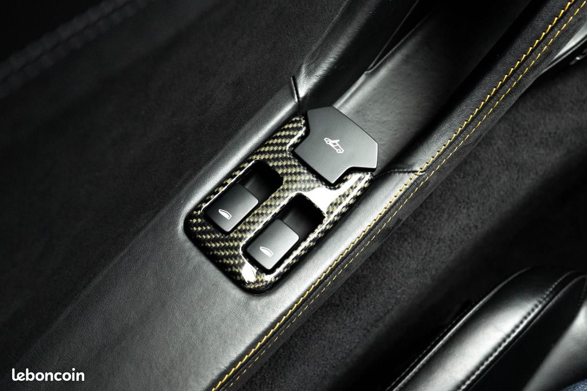 McLaren MP4-12C MP4 Coupe (image 39)