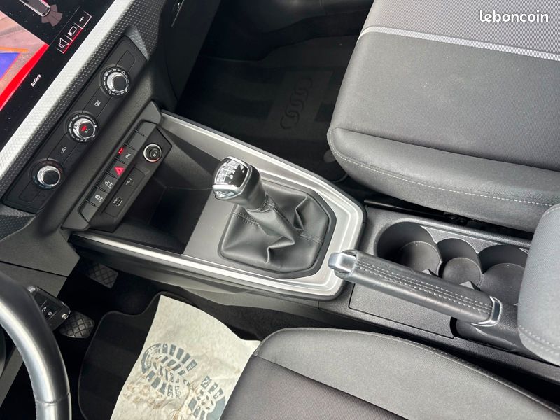 Audi A1 sportback 30 TFSI Design 1.0 110 ch (image 14)