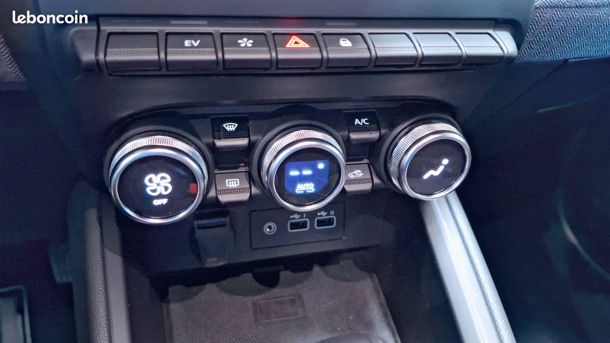 Renault clio e tech full hybrid 145 ch gsr2 techno (image 26)