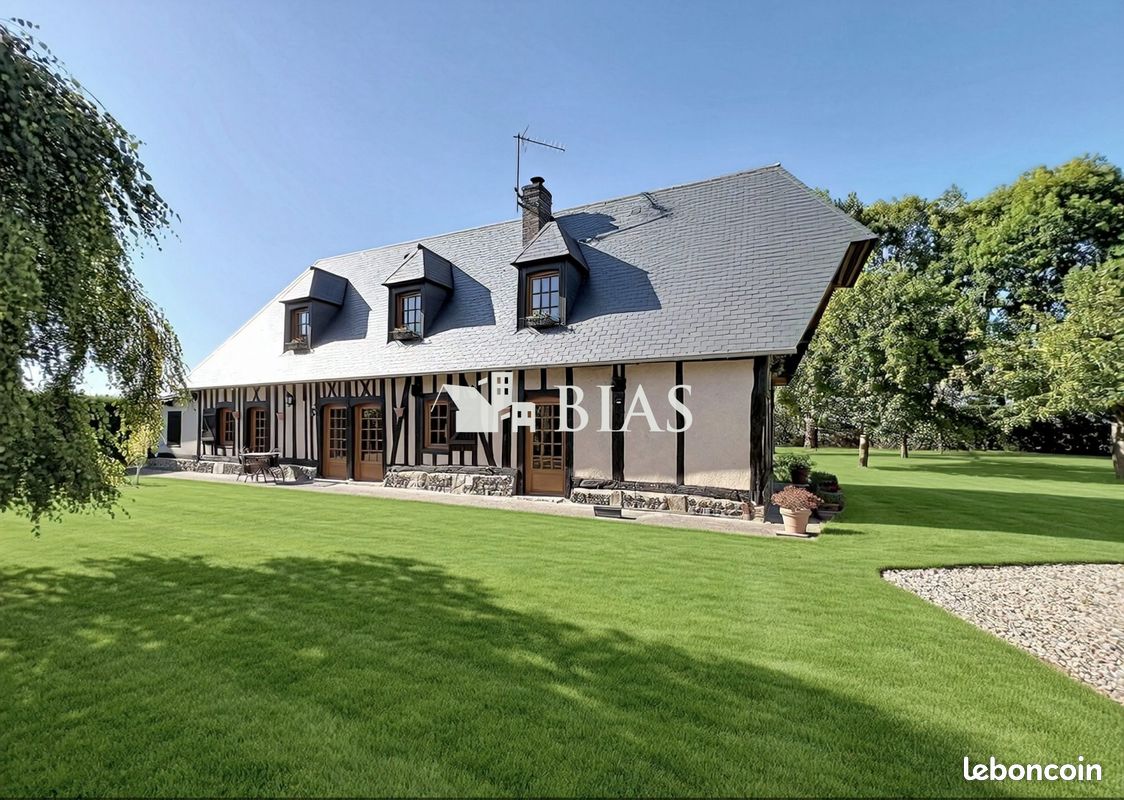 Maison 4 pièces 104 m² · à Bernay · 104 m² · 263 000 €